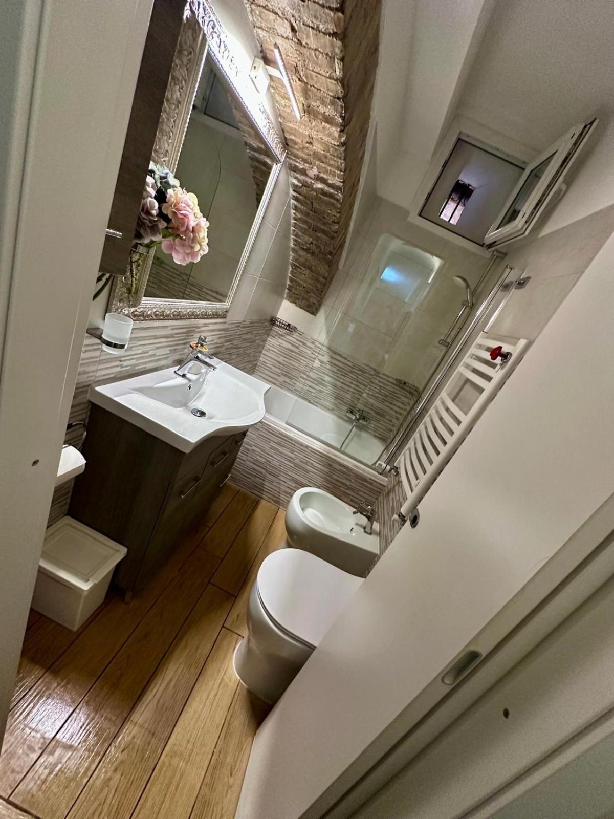 Apartment Vatican Stone Rom